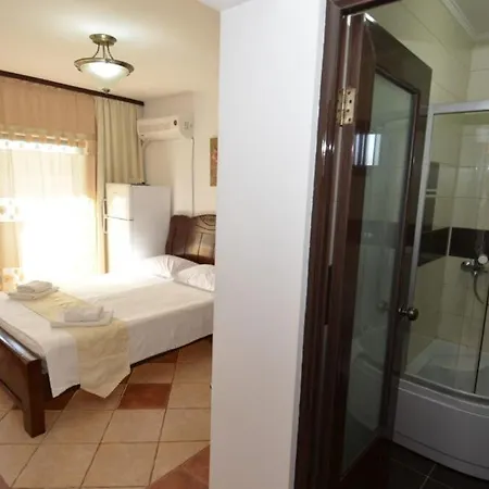 Ii Smart House Martiniuc Отель